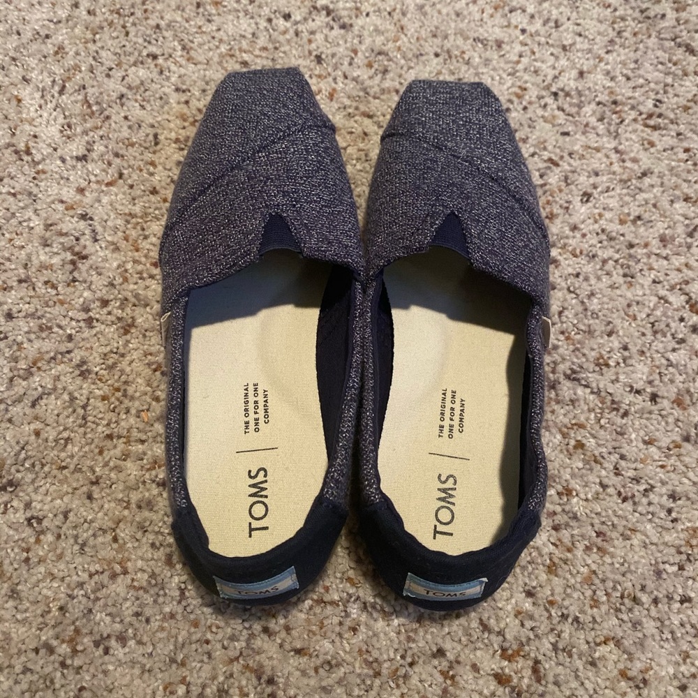Toms Slip-On - Women’s Size 7